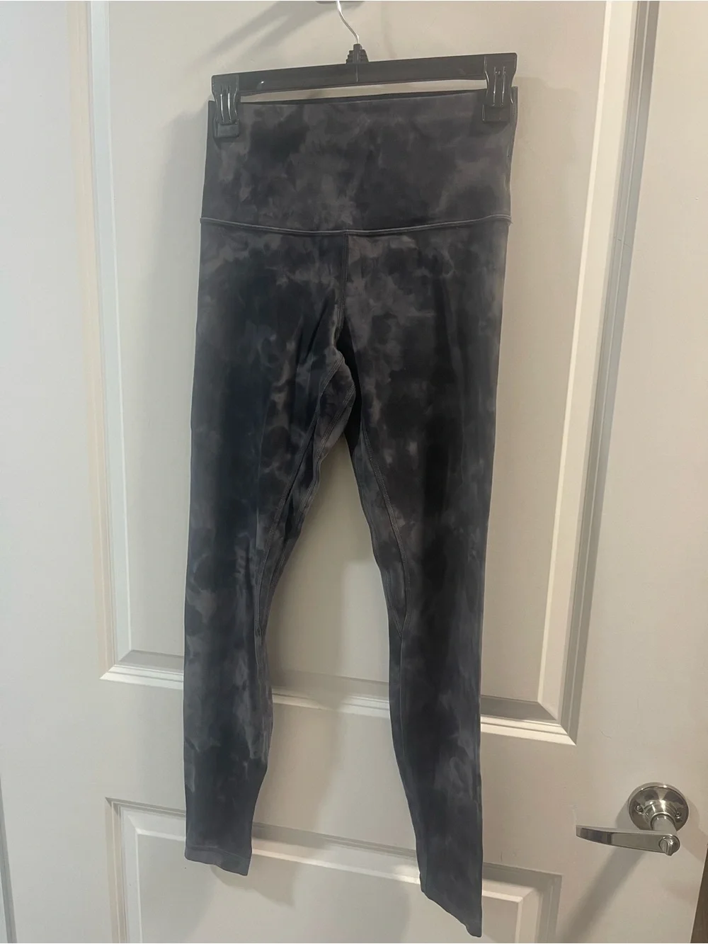lululemon Align athletica Black and Charcoal Tie-Dye Leggings